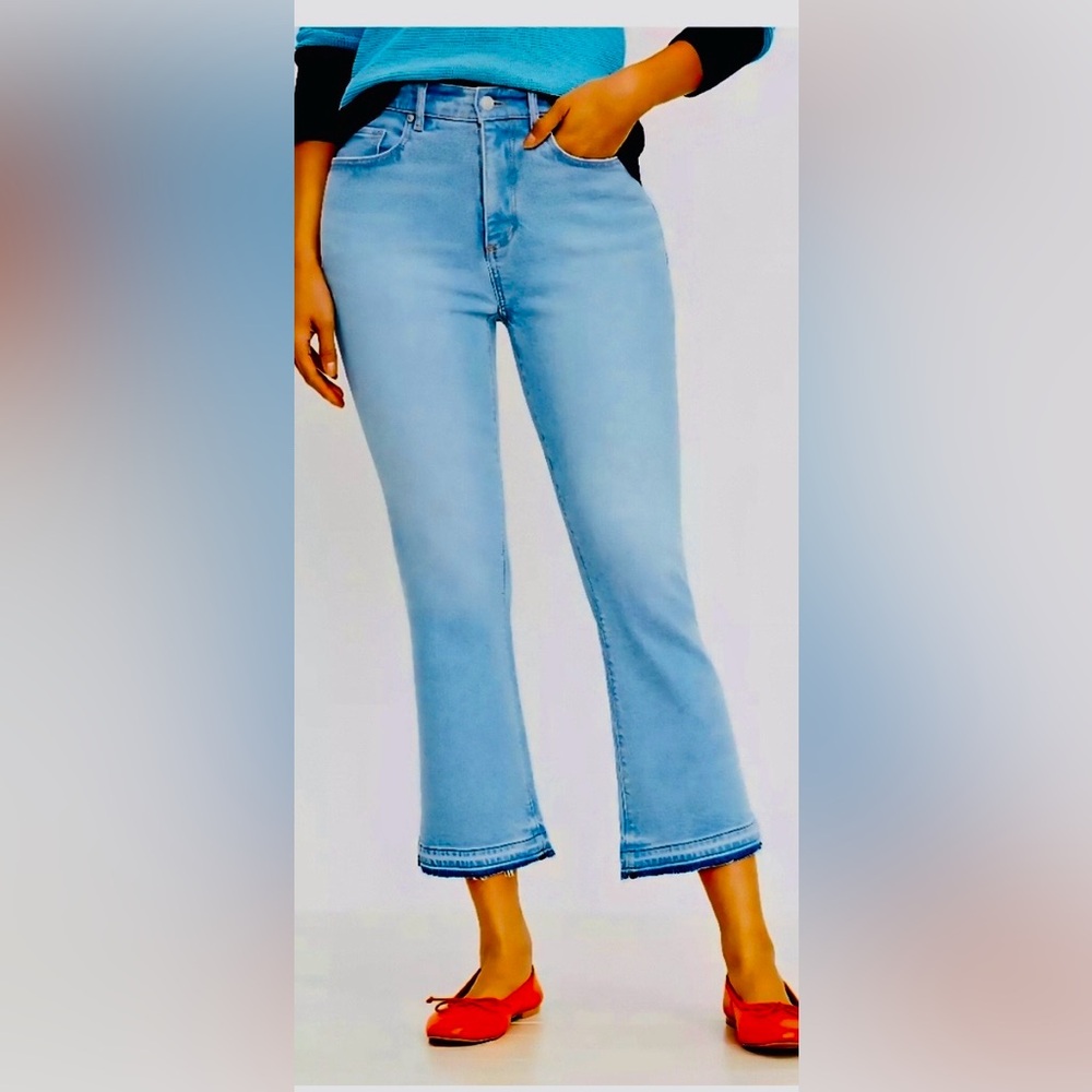LOFT Kick Crop High-Rise Jeans with Frayed Hem - Sz 10/waist 30!!